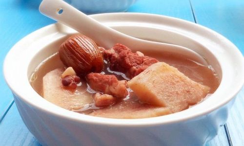 Homemade Chenpi Pueraria Bone Soup:A Nourishing Traditional Recipe