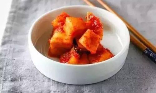 Mastering the Art of Crispy and Flavorful Chinese Black Vinegar Pickled Radish:A Step-by-Step Guide