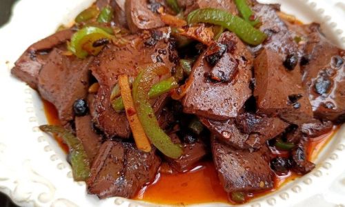 Mastering the Art of Cooking Fried Pig’s Blood:A Culinary Adventure from Preparation to Plating