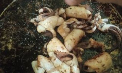 Mastering the Art of Fried Squid Rolls:A Step-by-Step Guide to Crispy Perfection