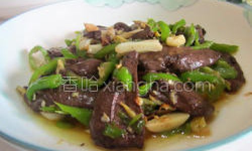 The Art of Stir-Fried Duck Blood:A Culinary Journey Through Texture and Flavor