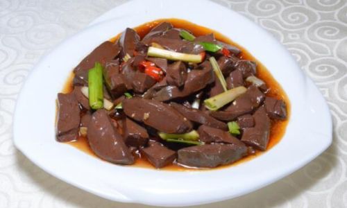 The Art of Stir-Fried Duck Blood:A Culinary Journey Through Texture and Flavor