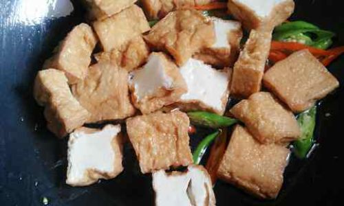 Mastering the Art of Stir-Fried Blood Tofu:A Guide to Culinary Perfection