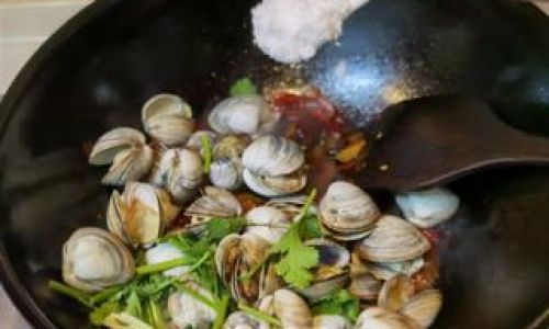 Mastering the Art of Stir-Fried Clams:A Comprehensive Guide to Perfecting This Beloved Seafood Dish