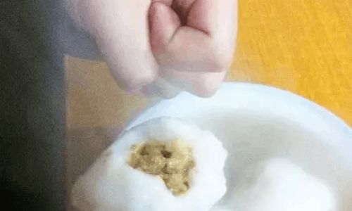 How to Make Meat-Filled Glutinous Rice Balls
