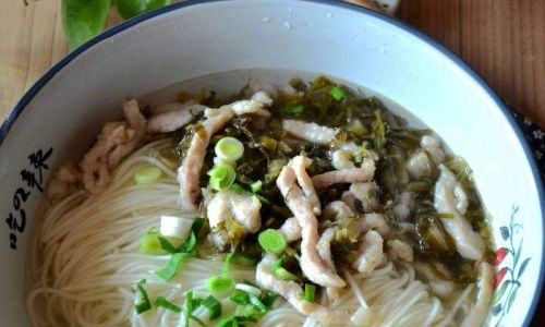 Mastering the Art of Making Shredded Pork Noodles