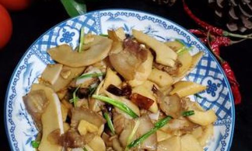 How to Cook Sliced Pork with Winter Bamboo Shoots