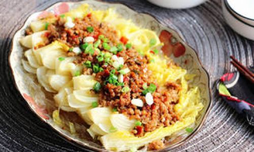 How to Make Steamed Baby Bok Choy with Pork Mince