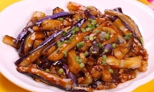 Mastering the Art of Making Minced Pork with Eggplant