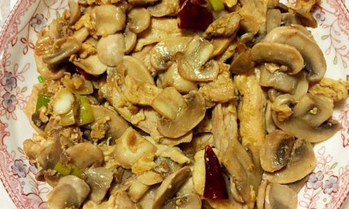 How to Make Delicious Stir-Fried Pork with Mushrooms