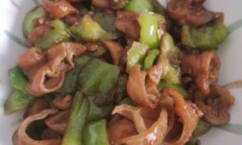 Mastering the Art of Cooking Spicy Green Pepper and Pork Tripe