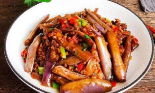 Mastering the Art of Making Eggplant Stuffed with Ground Meat