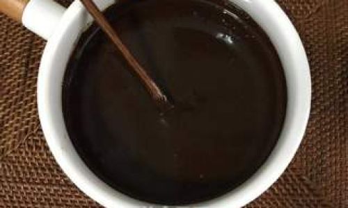 How to Make Delicious Homemade Chocolate Sauce