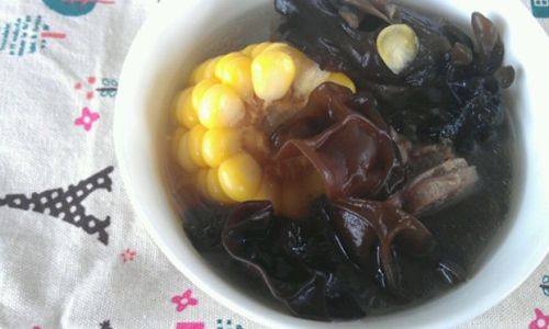 How to Make a Delicious Pork Ribs,Corn,and Wood Ear Mushroom Soup