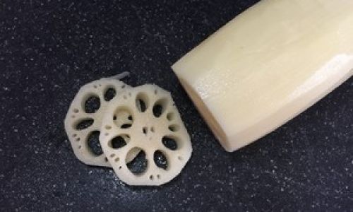 How to Make Steamed Glutinous Rice-Stuffed Lotus Root