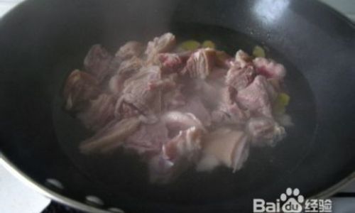 Mastering the Art of Cooking a Delicious Lamb Leg
