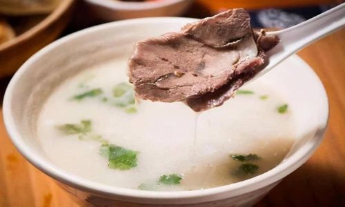 Mastering the Art of Crafting Delicious and Aromatic Lamb Soup