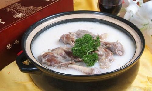 Mastering the Art of Making Lamb Soup:A Culinary Journey