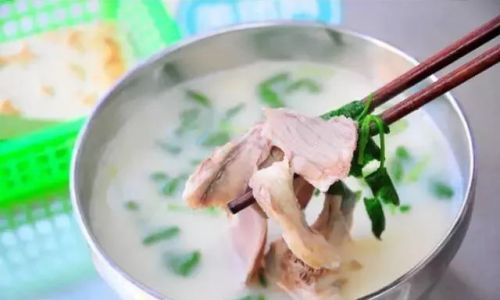 Can Spinach Be Added to Lamb Soup?An Exploration of Culinary Possibilities and Nutritional Benefits