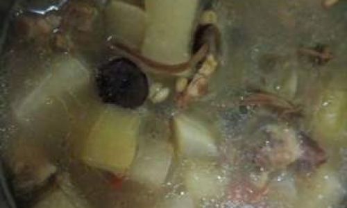 How to Make a Delicious Lamb and Mushroom Soup:A Step-by-Step Guide