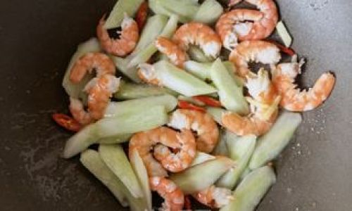 Mastering the Art of Stir-Fried Shrimp:A Comprehensive Guide to Perfecting This Beloved Dish