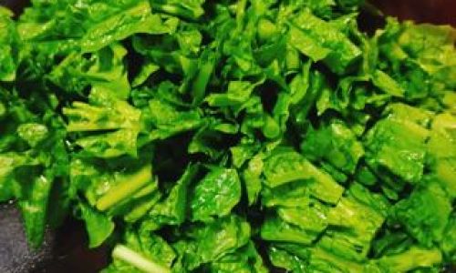A Step-by-Step Guide to Mastering Stir-Fried Lettuce Leaves:A Flavorful and Nutritious Dish