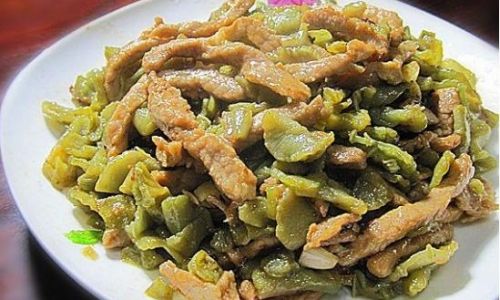 Mastering the Art of Stir-Fried Dried Lettuce:A Step-by-Step Guide to Culinary Perfection