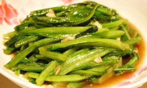 Mastering the Art of Stir-Fried Asparagus Lettuce Tips:A Step-by-Step Guide to Crispy Perfection