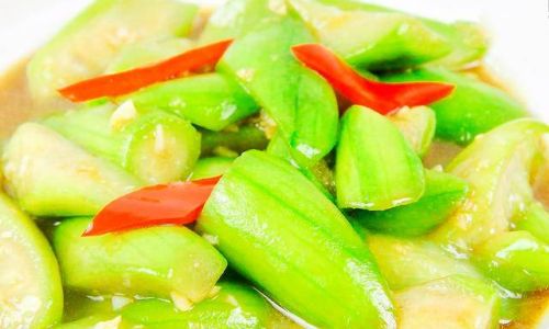Mastering the Art of Cooking Sponge Gourd:How Long to Sautéfor Perfect Tenderness