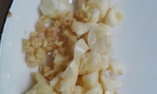 How to Prepare Crispy and Flavorful Stir-Fried Yam Beans:A Step-by-Step Guide