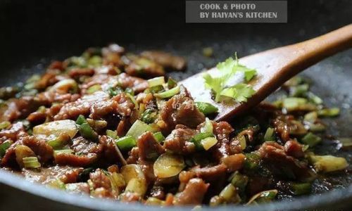 Mastering the Art of Stir-Frying:When to Add Cooking Wine for Perfectly Tender and Flavorful Meat