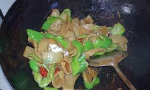Mastering the Art of Cooking Fried Pork Skin:A Step-by-Step Guide to Crispy Perfection