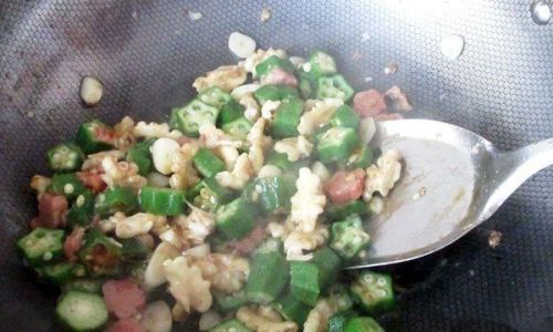 Mastering the Art of Stir-Frying Okra:Perfect Timing and Techniques for Tender-Crisp Results