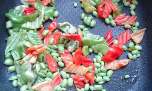 Mastering the Art of Stir-Fried Black Carp Slices:A Delicious and Simple Recipe for Home Cooks