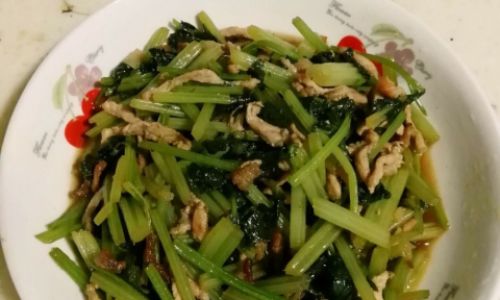 Mastering the Art of Simple and Delicious Stir-Fried Celery:A Comprehensive Guide