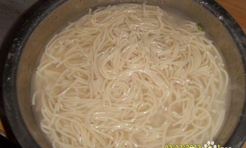 How to Make Authentic Mifen Rice Noodles)A Step-by-Step Guide