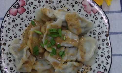 How to Make Sesame Sauce Dumplings:A Culinary Delight