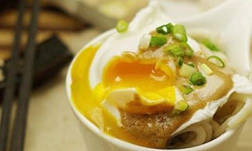 How to Make Sesame Sauce Eggs:A Culinary Delight