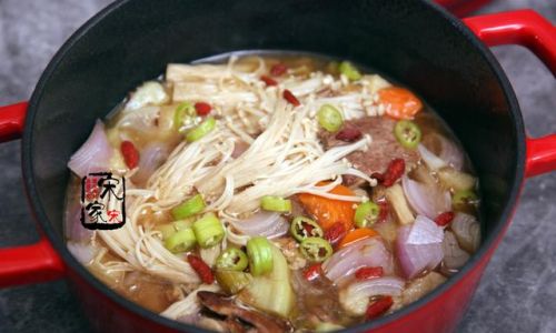 A Homestyle Recipe for Lamb Stew:A Hearty and Comforting Dish