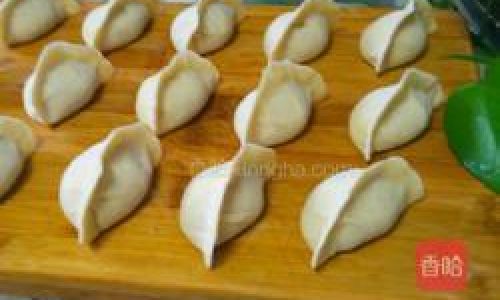 How to Make Delicious Mutton and Carrot Dumpling Filling