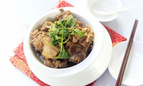 How to Stew Lamb Chops Until Theyre Tender and Delicious