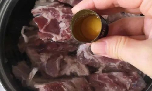 Mastering the Art of Cooking Lamb Spine:Unlocking the Ultimate Flavor