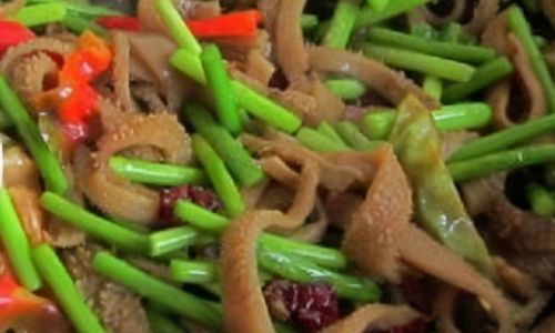 Mastering the Art of Stir-Frying Lamb Tripe:A Culinary Journey
