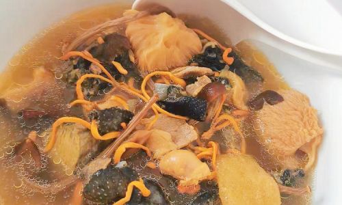 A Homestyle Recipe for Morel Mushroom and Chicken Soup