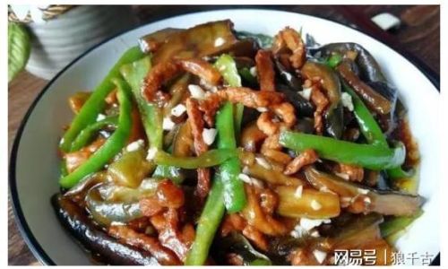 Mastering the Art of Stir-Fried Eggplant:A Comprehensive Guide to Seasonings and Spices