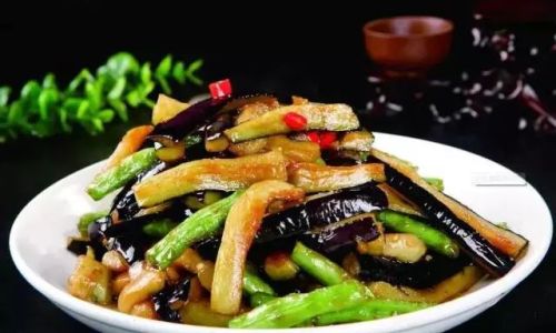 The Secret to Perfectly Cooked Eggplant:How to Prevent Discoloration During Stir-Frying