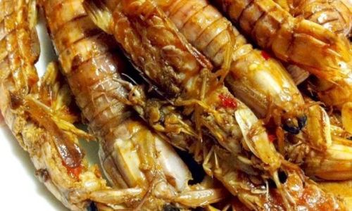 Mastering the Art of Cooking Fried Mantis Shrimp:A Step-by-Step Guide to Culinary Excellence