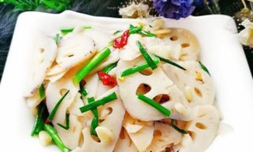 Mastering the Art of Stir-Fried Lotus Root Slices:A Culinary Guide to Crispy Perfection