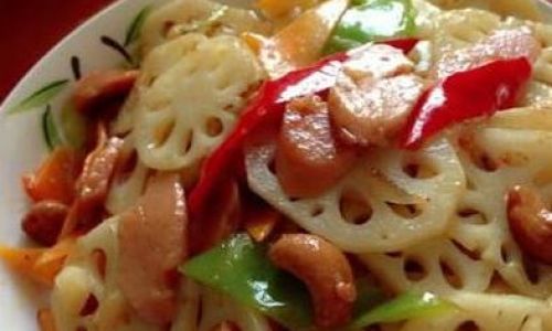 Mastering the Art of Stir-Fried Lotus Root Slices:A Culinary Guide to Crispy Perfection