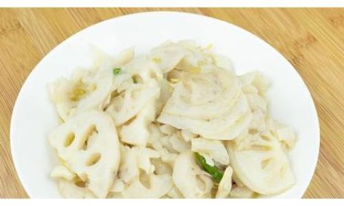 To Blanch or Not to Blanch:The Great Debate Surrounding Stir-Fried Lotus Root Tips